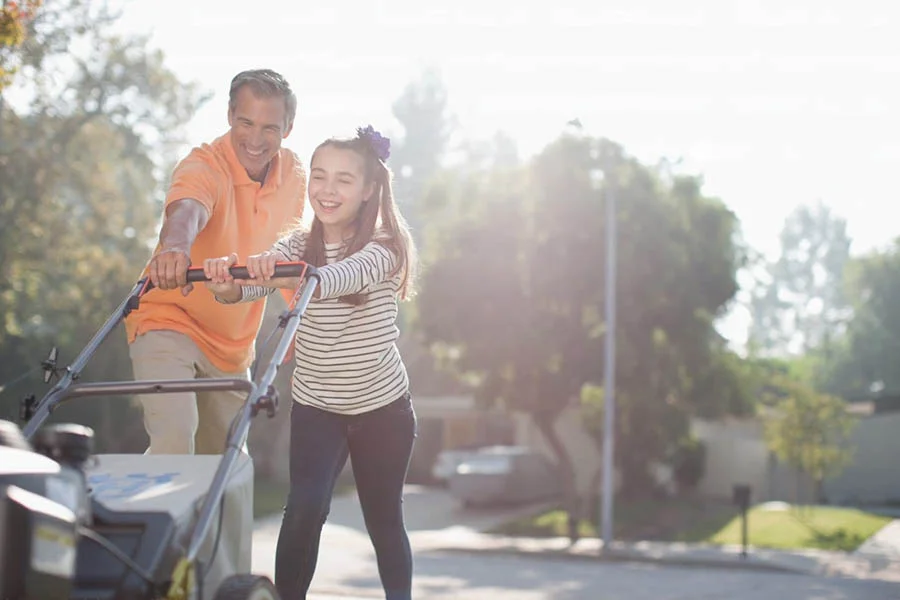 best self-propelled battery lawn mower